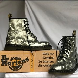 Dr. Martens 1460 Boot In Silver Jewel (#10072)